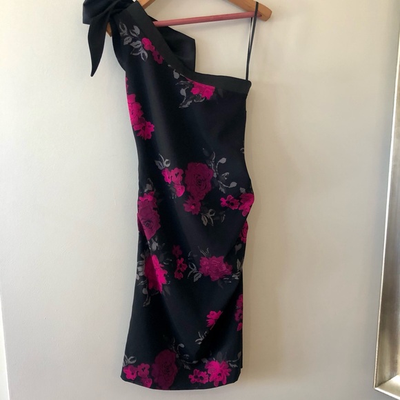 Jacob Black and Pink One-Shoulder Dress - Picture 4 of 12